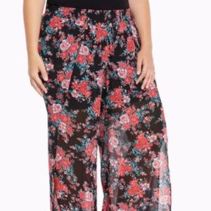 ******SOLD*****Torrid Floral Print Sheer Palazzo Pants Size 4X